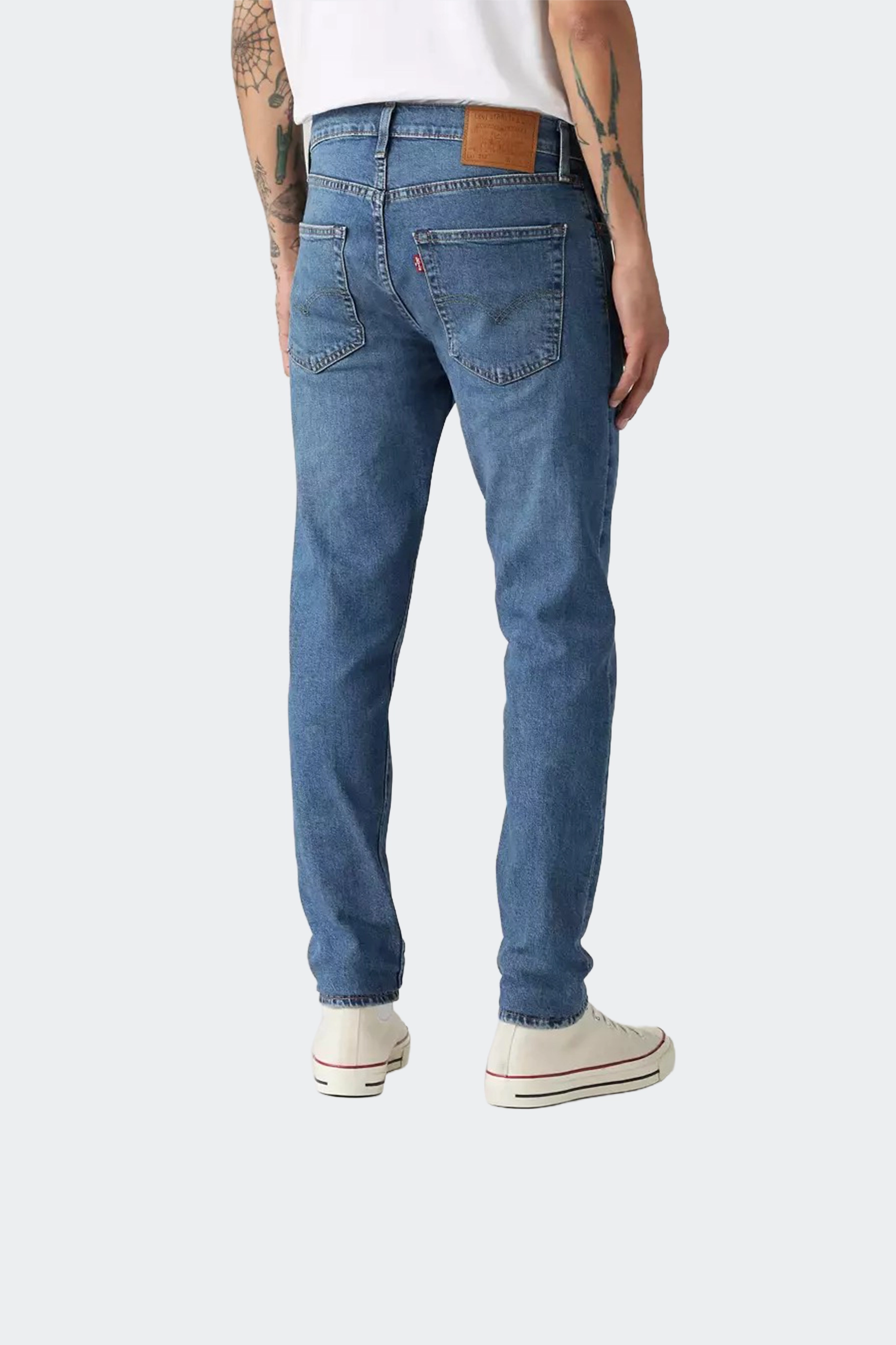 Levi’s 512 men tapered denim jeans authentic leftover overrun stock by Telo.pk