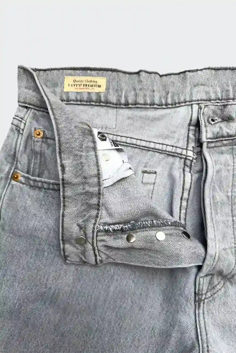 Levi’s 501 men grey denim jeans authentic leftover overrun stock by Telo.pk