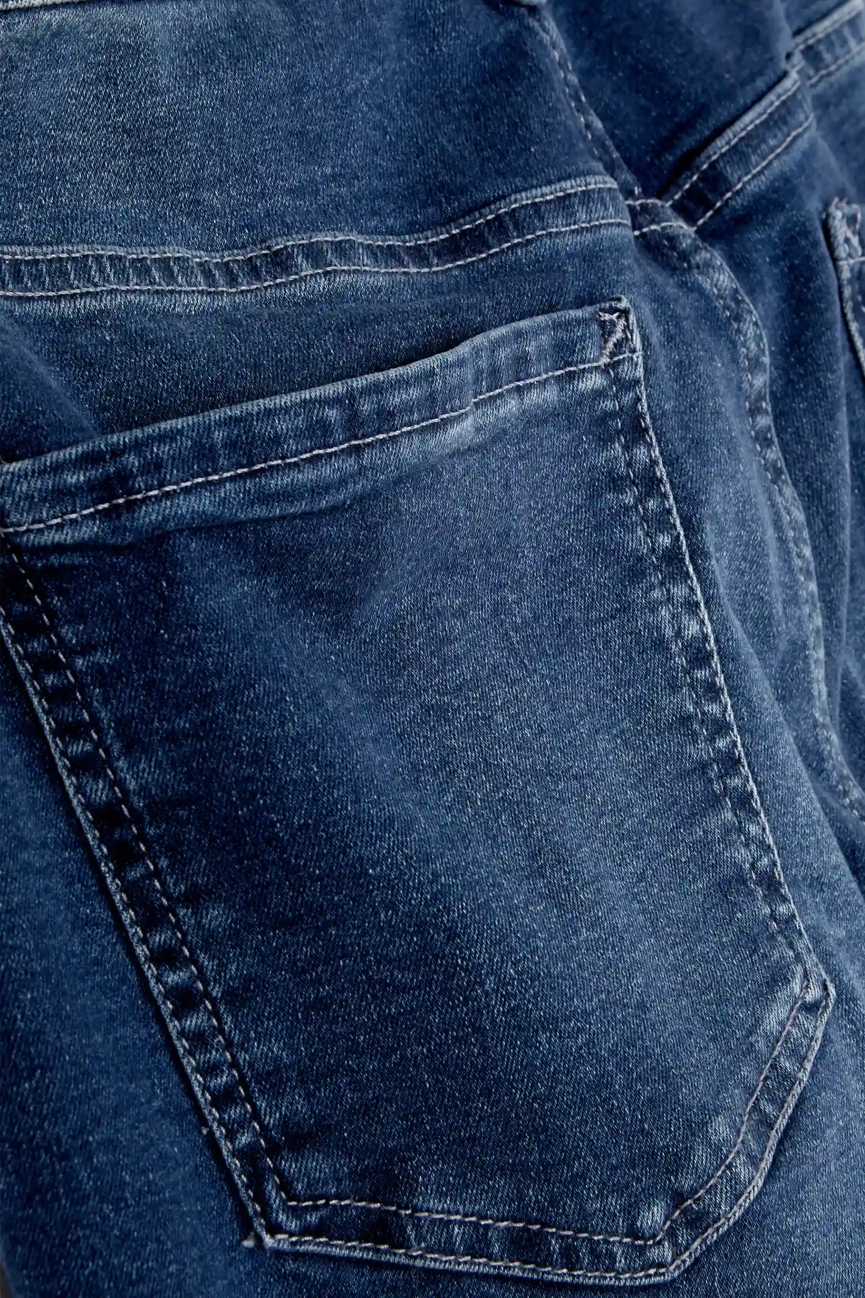 Denim & Co men mid blue denim jeans authentic leftover stock by Telo.pk